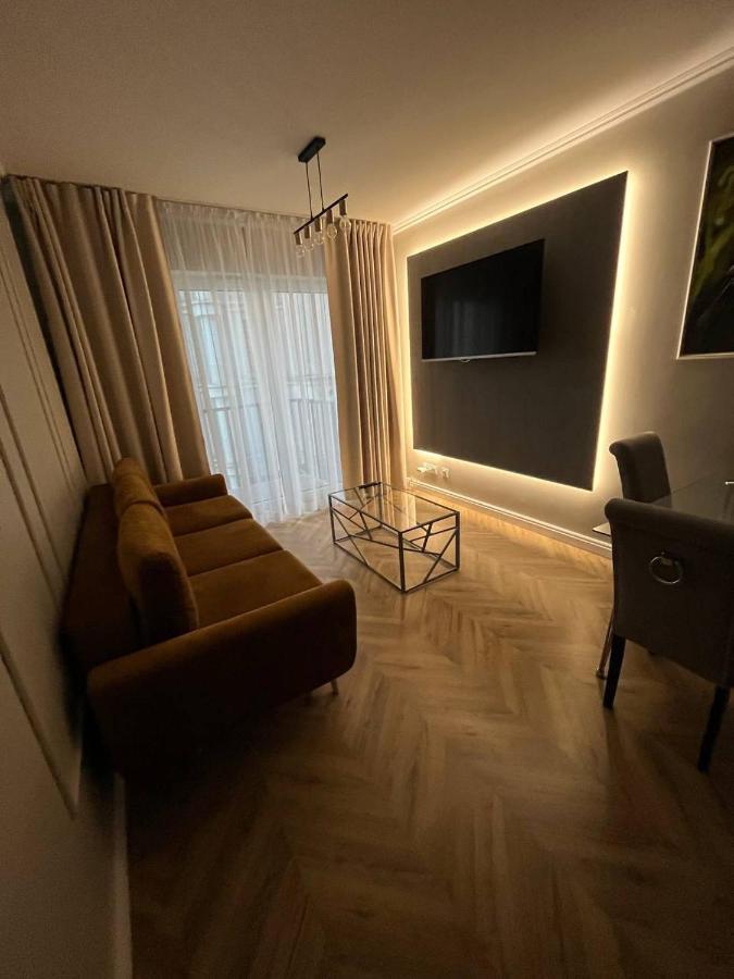 Prestige Aparthotel Centrum Nautica ชเตชชิน ภายนอก รูปภาพ