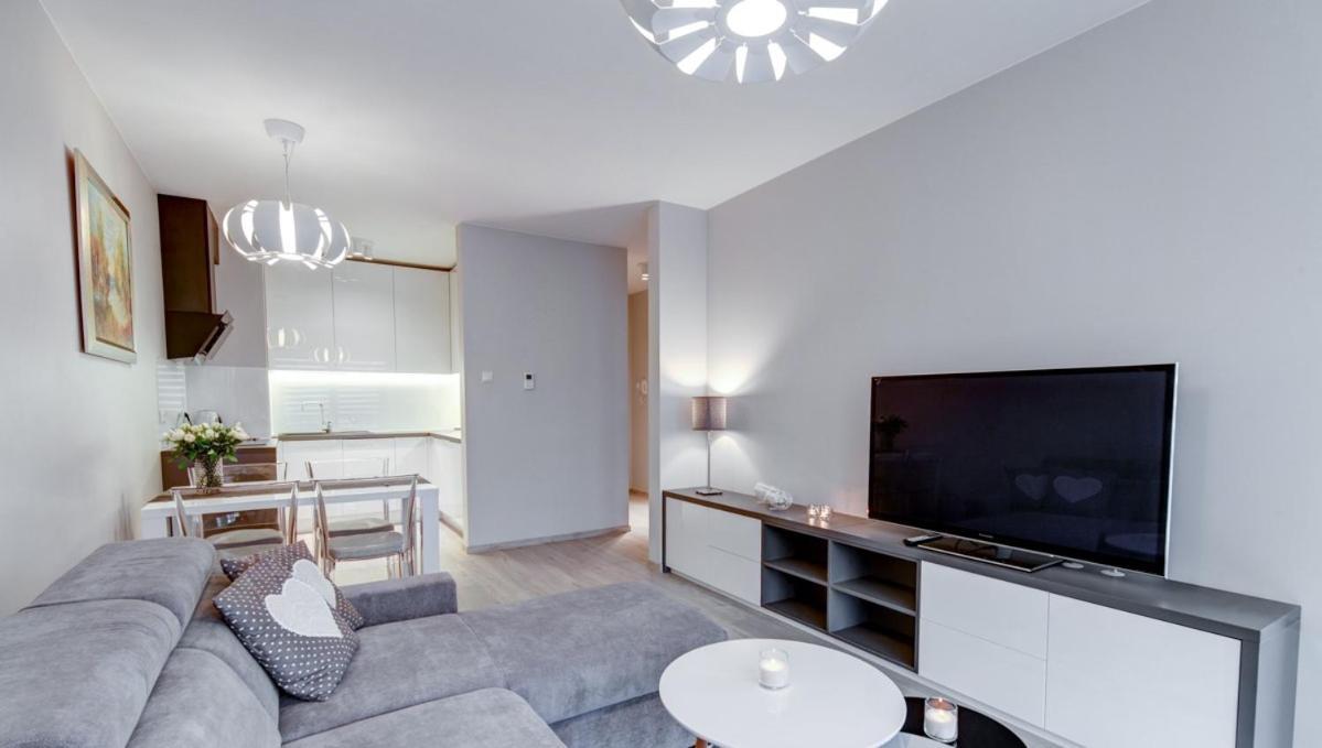 Prestige Aparthotel Centrum Nautica ชเตชชิน ภายนอก รูปภาพ